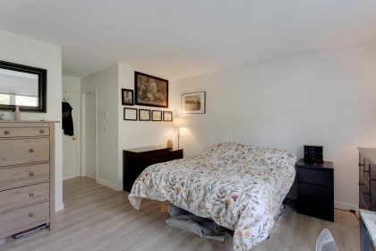 Photo 16 at 403 - 106 W Kings Road, Upper Lonsdale, North Vancouver