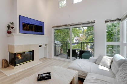 Photo 5 at 403 - 106 W Kings Road, Upper Lonsdale, North Vancouver