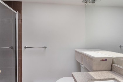 Photo 18 at 403 - 106 W Kings Road, Upper Lonsdale, North Vancouver