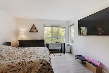 Photo 15 at 403 - 106 W Kings Road, Upper Lonsdale, North Vancouver
