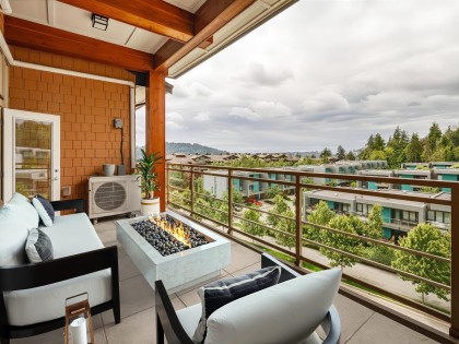 Photo 2 at 506 - 3602 Aldercrest Drive, Roche Point, North Vancouver