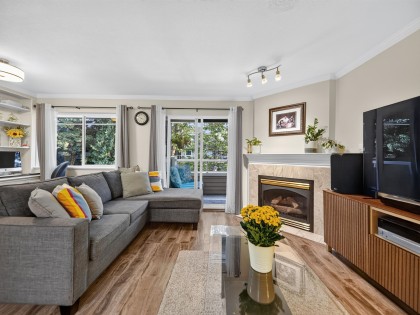 Photo 2 at 7 - 828 W 16th Street, Mosquito Creek, North Vancouver