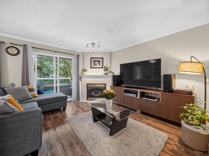 Photo 1 at 7 - 828 W 16th Street, Mosquito Creek, North Vancouver