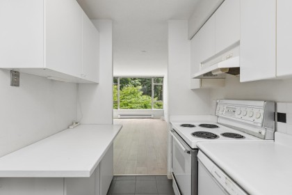 Photo 12 at 308 - 1327 E Keith Road, Lynnmour, North Vancouver