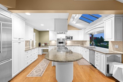 Photo 10 at 1285 Chartwell Crescent, Chartwell, West Vancouver