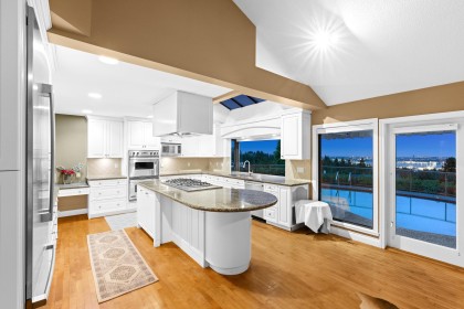 Photo 11 at 1285 Chartwell Crescent, Chartwell, West Vancouver
