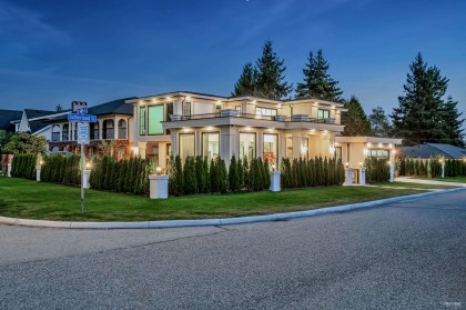 Photo 2 at 1390 Sutherland Avenue, Boulevard, North Vancouver