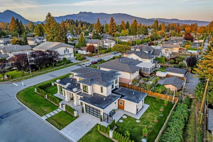 Photo 30 at 1390 Sutherland Avenue, Boulevard, North Vancouver