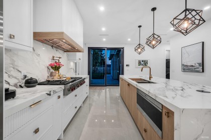 Photo 10 at 1390 Sutherland Avenue, Boulevard, North Vancouver