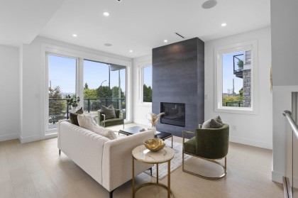 Photo 3 at 340 E Keith Road, Central Lonsdale, North Vancouver