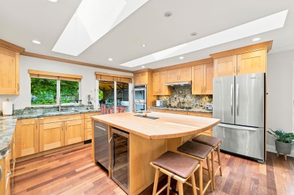 Photo 6 at 2360 Mackay Avenue, Pemberton Heights, North Vancouver