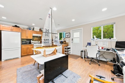 Photo 18 at 2360 Mackay Avenue, Pemberton Heights, North Vancouver