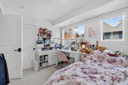 Photo 16 at 451 W 63rd Avenue, Marpole, Vancouver West