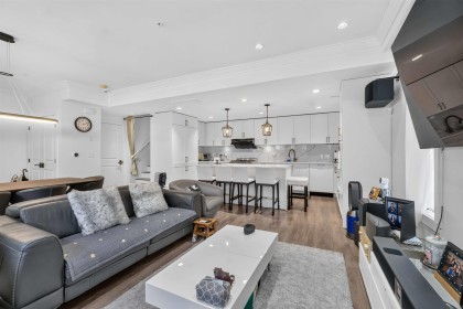 Photo 9 at 451 W 63rd Avenue, Marpole, Vancouver West