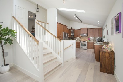 Photo 10 at 5770 Primrose Place, Eagle Harbour, West Vancouver