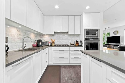 Photo 5 at 203 - 3911 Cates Landing Way, Roche Point, North Vancouver