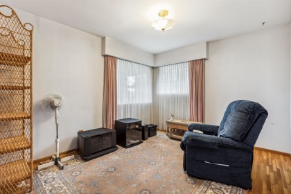 Photo 23 at 2575 Queens Avenue, Queens, West Vancouver