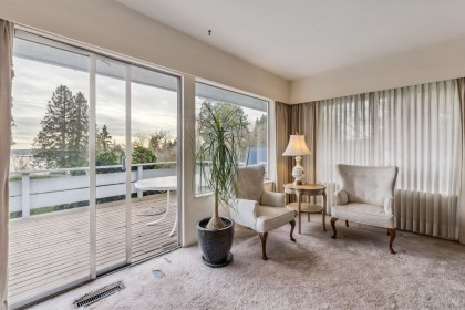 Photo 10 at 2575 Queens Avenue, Queens, West Vancouver