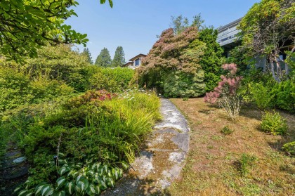 Photo 33 at 2575 Queens Avenue, Queens, West Vancouver