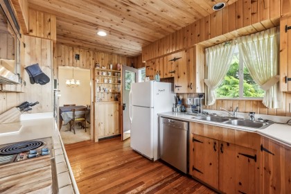 Photo 14 at 2575 Queens Avenue, Queens, West Vancouver