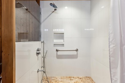 Photo 25 at 2575 Queens Avenue, Queens, West Vancouver
