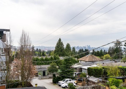 Photo 11 at 203 - 107 W 27th Street, Upper Lonsdale, North Vancouver