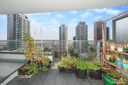 Photo 4 at 1409 - 8189 Cambie Street, Marpole, Vancouver West