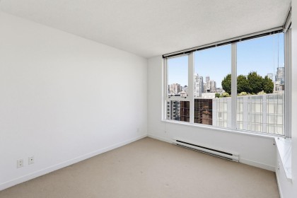 Photo 18 at 2508 - 33 Smithe Street, Yaletown, Vancouver West