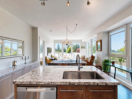 Photo 12 at 201 - 650 Evergreen Place, Delbrook, North Vancouver