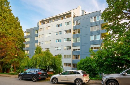 Photo 2 at 503 - 1730 Duchess Avenue, Ambleside, West Vancouver