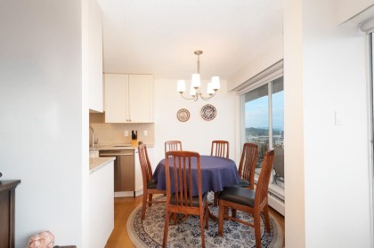 Photo 17 at 503 - 1730 Duchess Avenue, Ambleside, West Vancouver