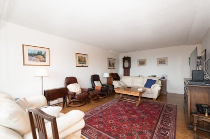 Photo 3 at 503 - 1730 Duchess Avenue, Ambleside, West Vancouver