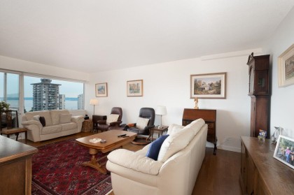 Photo 4 at 503 - 1730 Duchess Avenue, Ambleside, West Vancouver