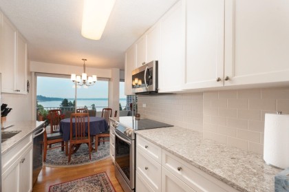 Photo 21 at 503 - 1730 Duchess Avenue, Ambleside, West Vancouver