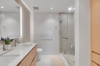 Photo 12 at 107 - 1500 Fern Street, Lynnmour, North Vancouver