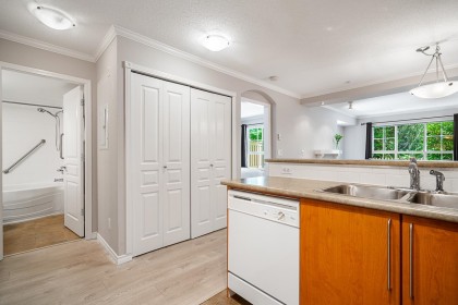 Photo 13 at 112 - 1150 E 29th Street, Lynn Valley, North Vancouver