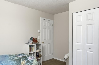 Photo 16 at 303 - 106 W Kings Road, Upper Lonsdale, North Vancouver