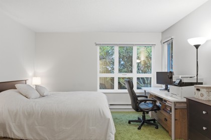Photo 10 at 303 - 106 W Kings Road, Upper Lonsdale, North Vancouver