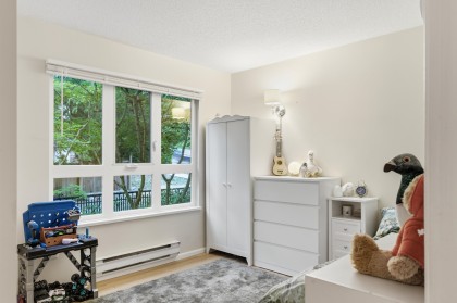 Photo 15 at 303 - 106 W Kings Road, Upper Lonsdale, North Vancouver