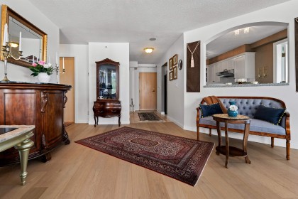 Photo 11 at 12D - 328 Taylor Way, Park Royal, West Vancouver