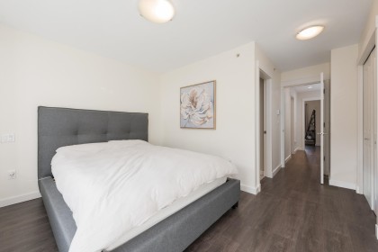 Photo 16 at 319 W 59th Avenue, South Cambie, Vancouver West