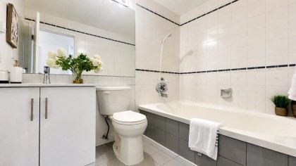 Photo 12 at 103 - 985 W 10th Avenue, Fairview VW, Vancouver West
