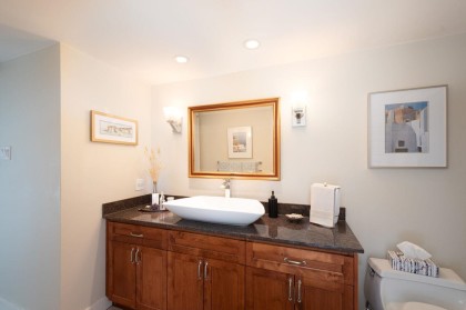 Photo 21 at 802 - 1412 Esquimalt Avenue, Ambleside, West Vancouver