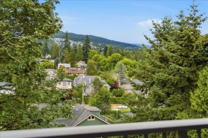 Photo 16 at 802 - 1745 Esquimalt Avenue, Ambleside, West Vancouver