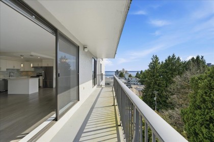Photo 15 at 802 - 1745 Esquimalt Avenue, Ambleside, West Vancouver