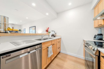 Photo 8 at 312 - 360 E 2nd Street, Lower Lonsdale, North Vancouver