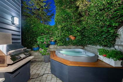 Photo 22 at 1075 Esplanade Avenue, Ambleside, West Vancouver