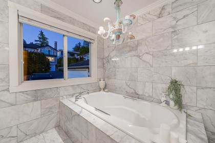 Photo 18 at 1075 Esplanade Avenue, Ambleside, West Vancouver