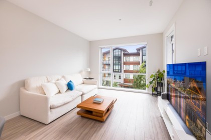Photo 7 at 302 - 2651 Library Lane, Lynn Valley, North Vancouver
