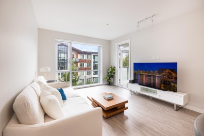 Photo 8 at 302 - 2651 Library Lane, Lynn Valley, North Vancouver